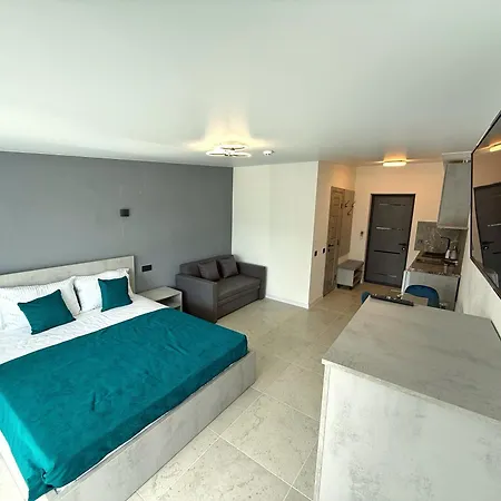 Velar Aparthotel Skhidnytsia
